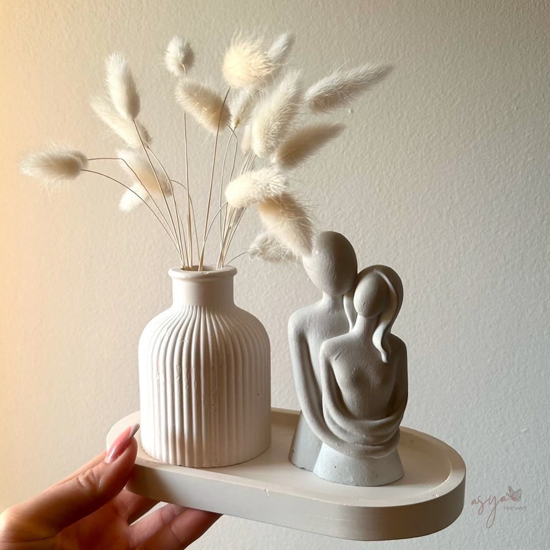 Ensemble Décoration Moderne en Gypse – Statue Couple & Vase Minimaliste Fait Main